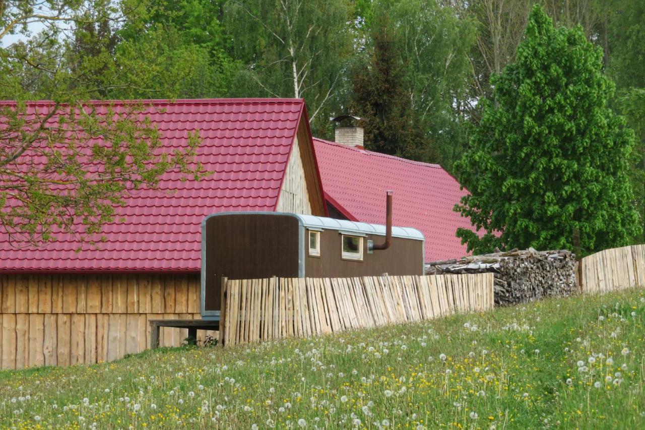 Maringotka Na Samote Na Kozi Farme Ξενοδοχείο Pobezovice Εξωτερικό φωτογραφία